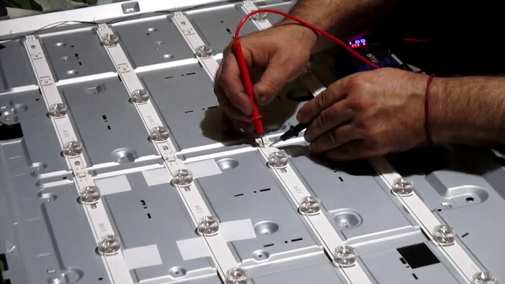 DIY: замена подсветки LED-телевизора своими руками (пошагово) DIY: замена подсветки LED-телевизора своими руками (пошагово)