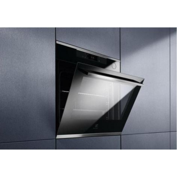 Духовой шкаф Electrolux OKE8C39WX