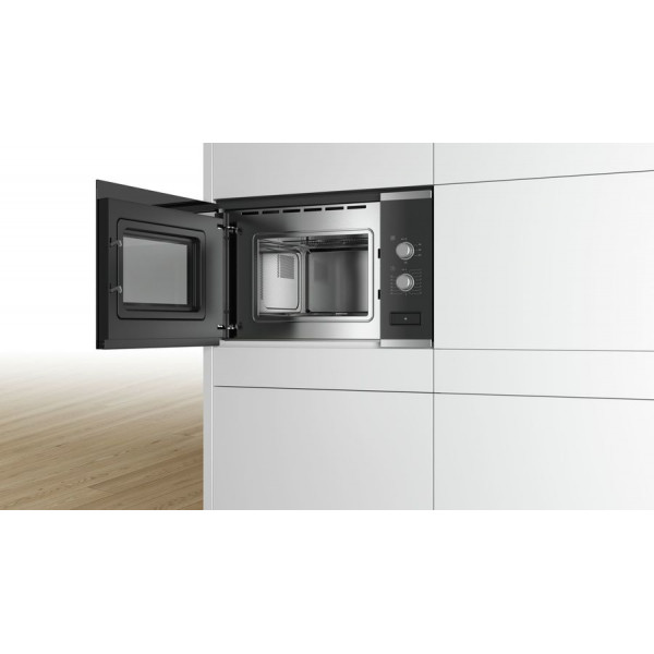 Встраиваемая микроволновая печь Bosch BFL520MS0