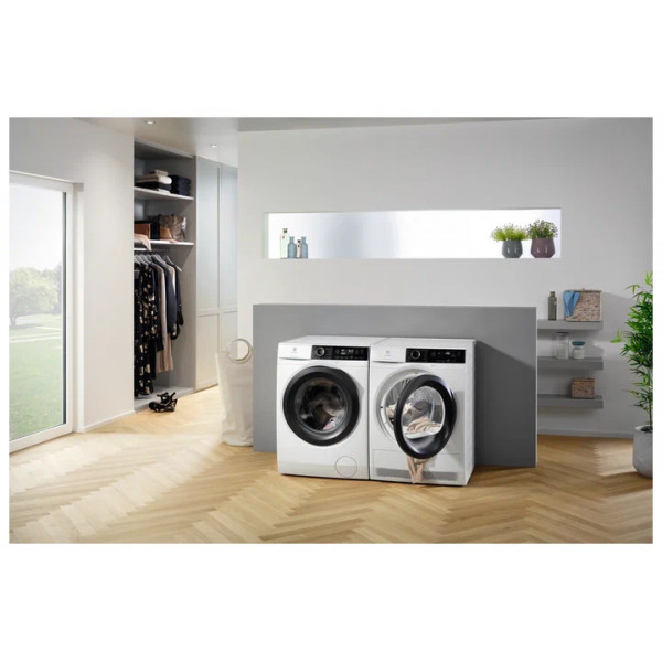 Сушильная машина Electrolux EW8H258S