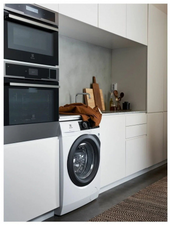 Стиральная машина с сушкой Electrolux EW7WN361S