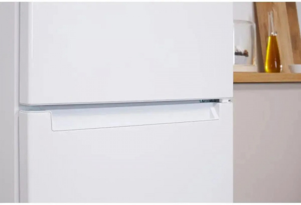 Холодильник Indesit DS 4160 W