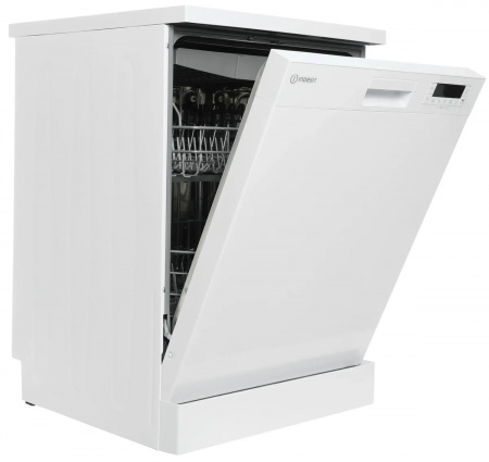 Посудомоечная машина Indesit DF5C85D