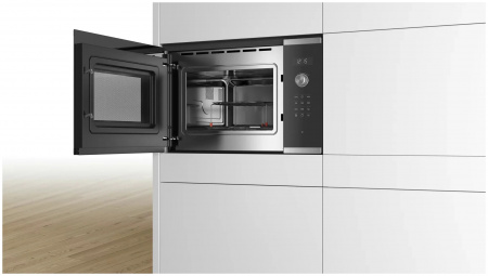 Встраиваемая микроволновая печь Bosch BEL554MS0