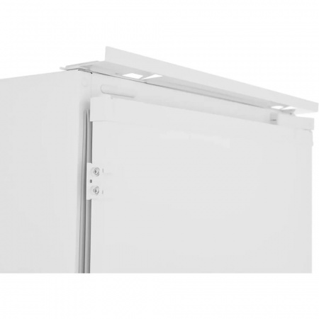 Встраиваемый холодильник Indesit IBD18