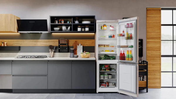 Холодильник HOTPOINT HT 4180 M