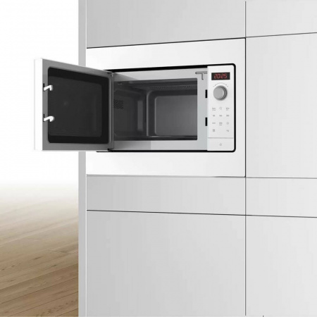 Встраиваемая микроволновая печь Bosch BFL523MW3